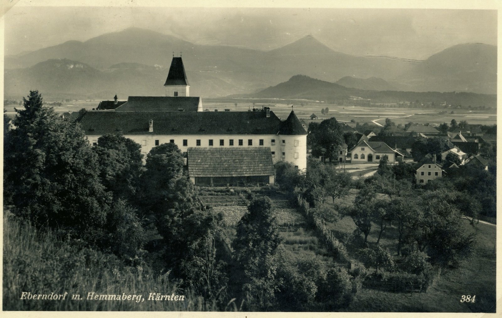 Landschaft Eberndorf mit Hemmaberg